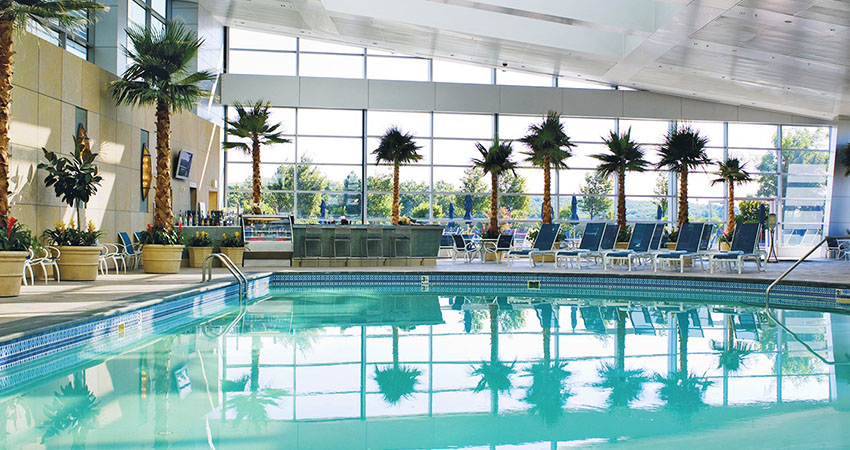 Mohegan Sun Pool & Cabana