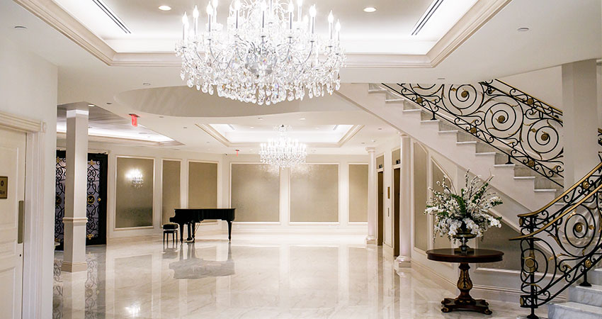 Mansion on Main Street